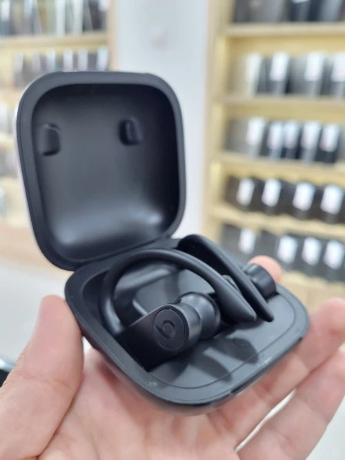 Power Beats Pro 