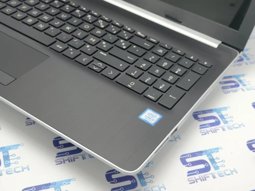 HP Laptop 15 i3 7020U 8G 256 SSD 15.6" HD
