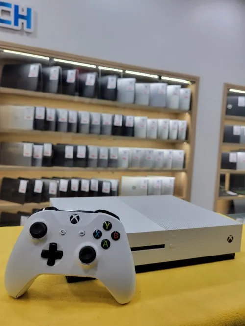 Xbox one s 1T Avec manette original 