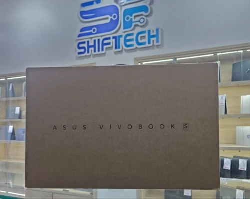 Asus VivoBook 16 S Oled Ryzen AI 9 365 32G 1TB SSD 16" 3.2K 120 Hz