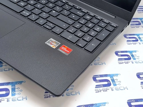 HP Laptop 15 Ryzen 5 7520U 8G 256 SSD 15.6 Full HD