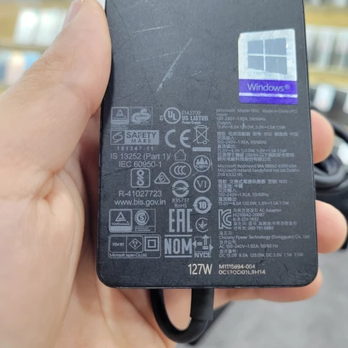 Chargeur Surface 127W Original