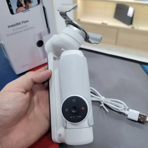 Stabilisateur Insta 360 Flow