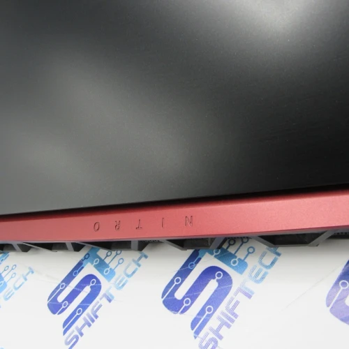 Acer Nitro 5 i5 8Th 8G 512 SSD GTX 1050 3G