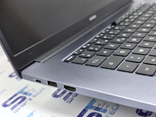 HONOR MagicBook X 15 i3 10110U 8G 256 SSD 15.6" FHD