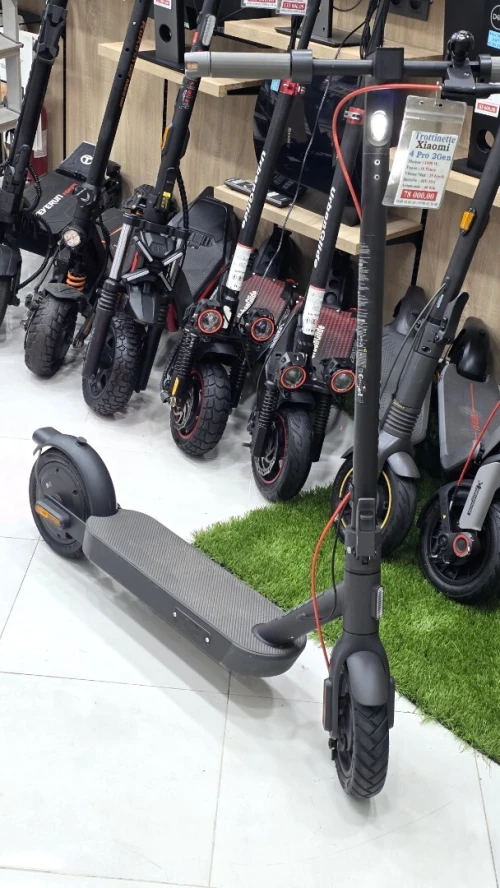 Scooter Trottinette Xiaomi 4 Pro 2 Génération