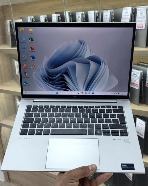HP EliteBook 840 G11 Ultra 5 135U 16G 512 SSD 14" WUXGA