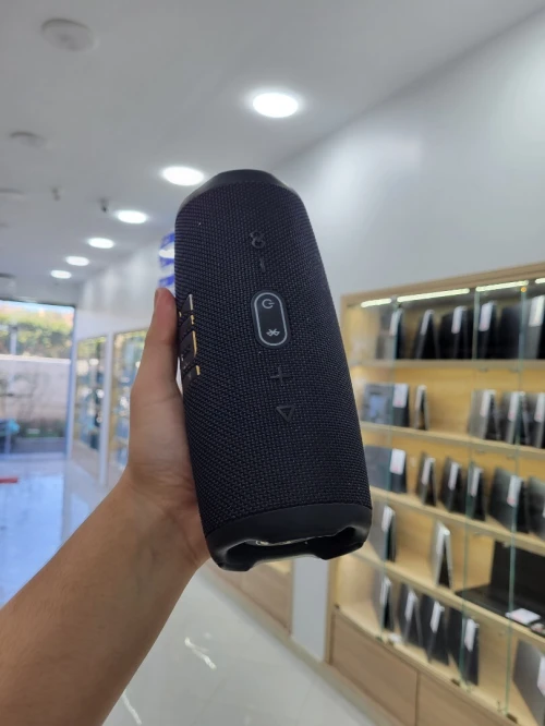 Baffle JBL Charge 5