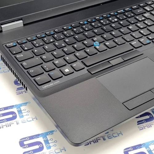 Dell Latitude 5570 i3 6100U 8G 256 SSD 15.6" Full HD