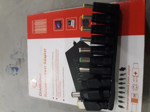 CHARGEUR UNIVERSEL LAPTOP AUTO