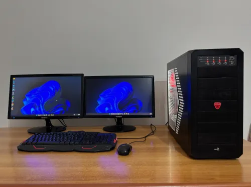 PC DE BUREAU + 2 Ecran