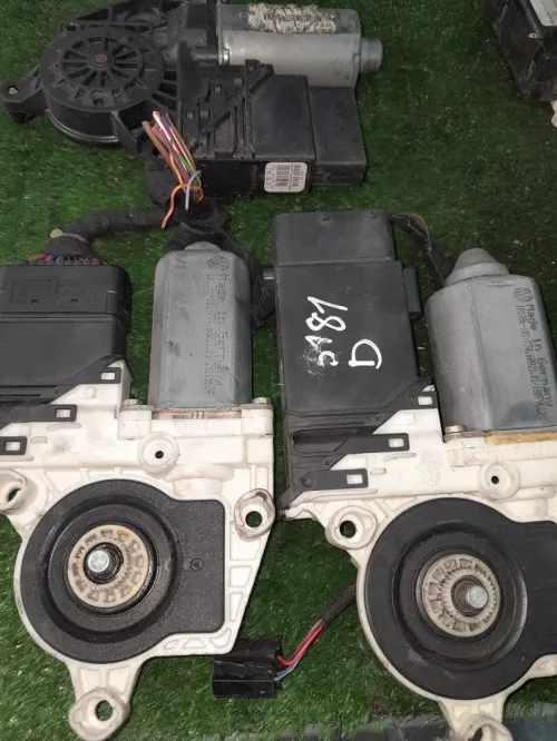 Vente en gros moteur lève vitre vw audi renault peugeot CITROEN ford