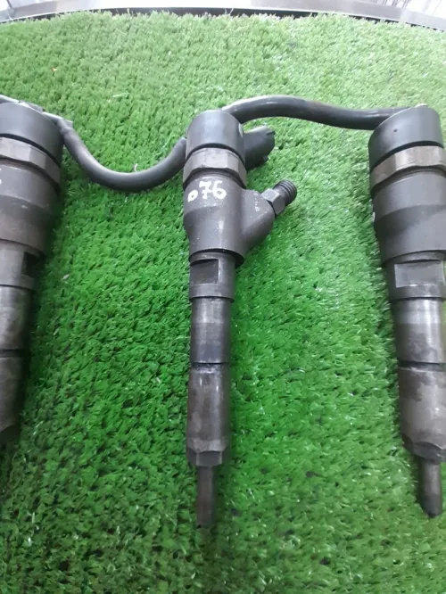 4 injecteur bosch 2-0 HDI 110 cv