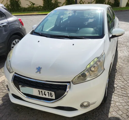 Peugeot 208 2014 
