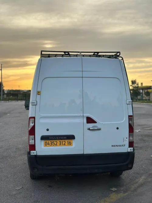 Renault Master 3  3 pano 2012