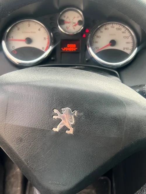 Peugeot 207 2011 