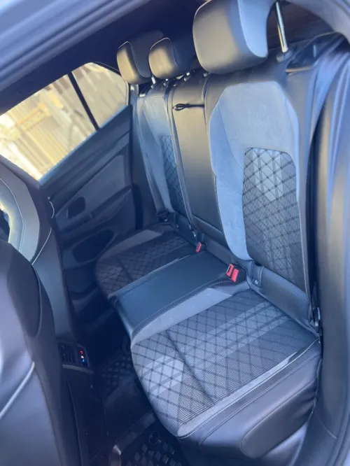 Volkswagen Golf 8 2024 R-Line