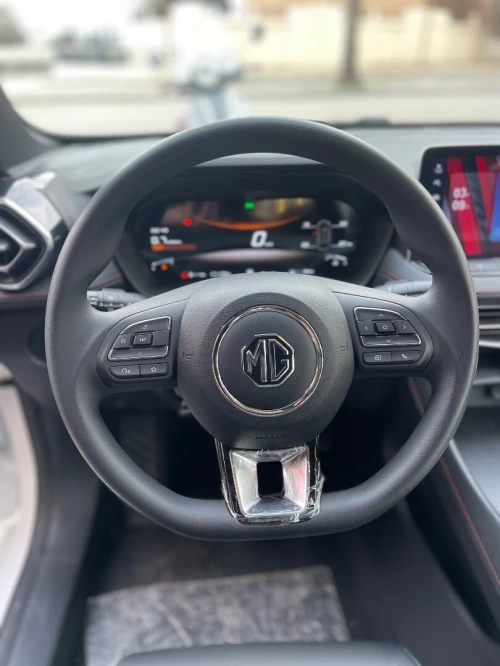 MG MG5 2025 MG5 Luxury Edition