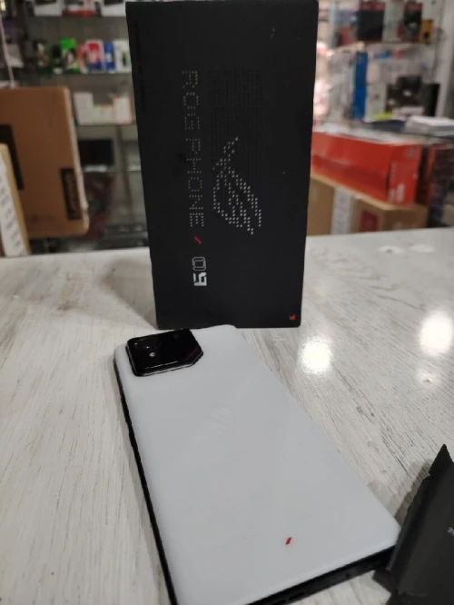 ROG PHONE 09