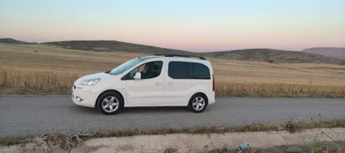Peugeot Partner 2013 Tepee Allure 
