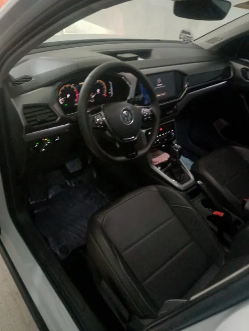 Volkswagen T-Cross 2025 R-line