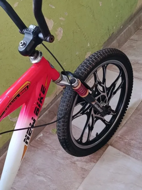 Velo bmx cross
