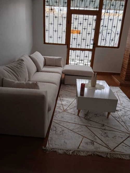 Salon L