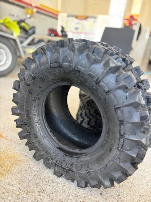 Pneus MAXXIS NEUF