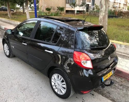 Renault Clio 3 2012 Night and Day
