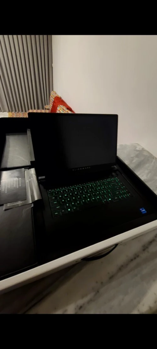 Alienware m15 r6 i7 RTX3060