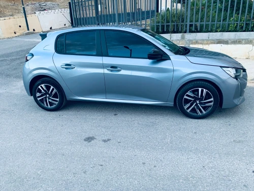 Peugeot 208 2022 