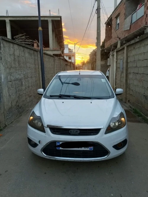 Ford Focus 4 portes 2009 Focus 4 portes