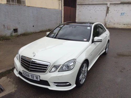 Mercedes Classe E 2012 AVANTGARDE Pack AMG