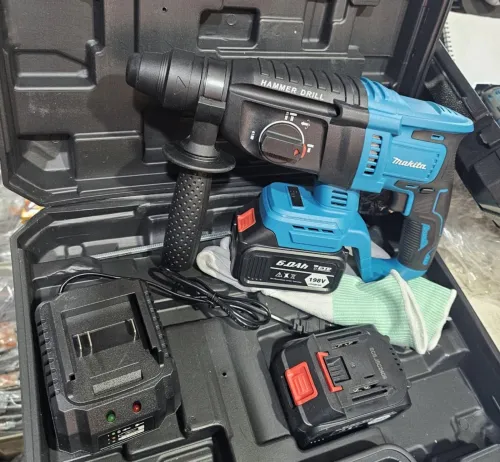 Perforateur Makita A batterie 198v 