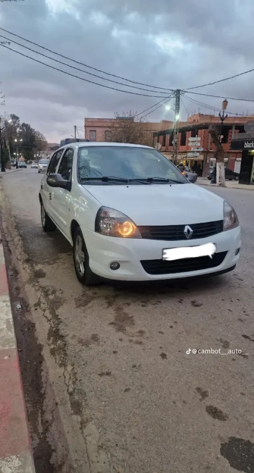 Renault Clio Campus 2013 Extreme