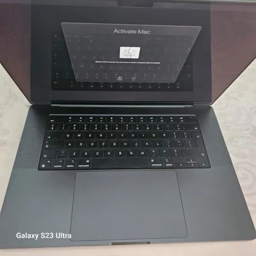 MacBook Pro M4 48GB/512/ 16"