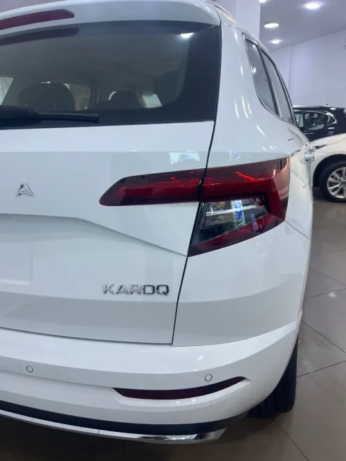 Skoda Karoq 2025 Full options