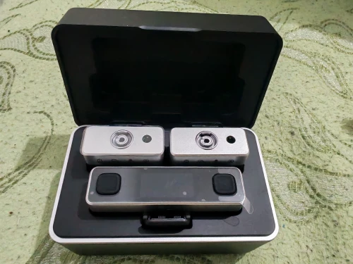 Ulanzi M18 Wireless Microphone . YouTube / TikTok