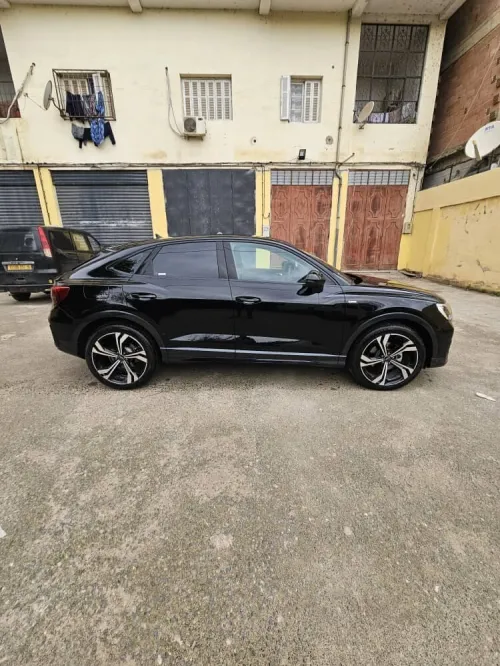 Audi Q3 2024 Sport back