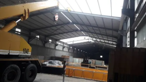 MACHINES INDUSTRIELLES CNC
