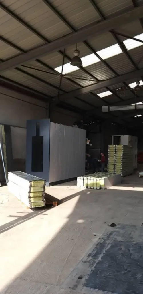 MACHINES INDUSTRIELLES CNC