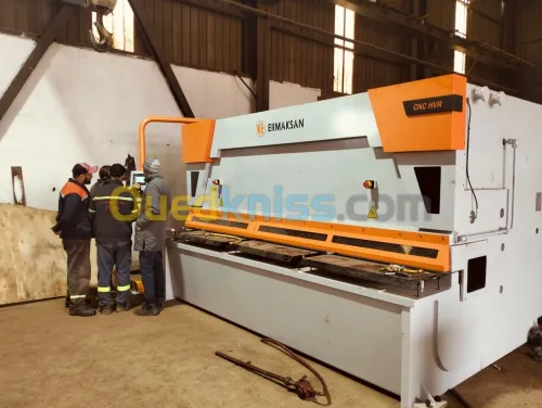 MACHINES INDUSTRIELLES CNC