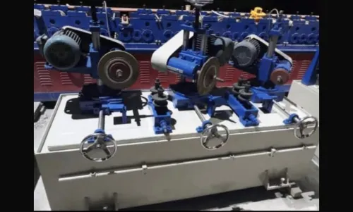 Machine Profileuse