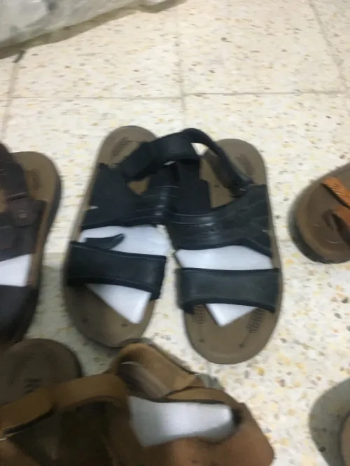 À vendre mocassins et sandale en gros seulement 