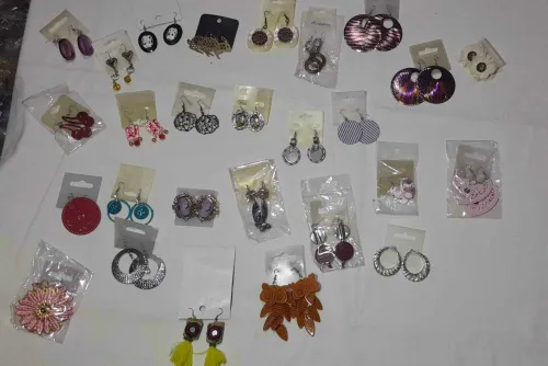 Boucles fantaisie indonésien importé  de France