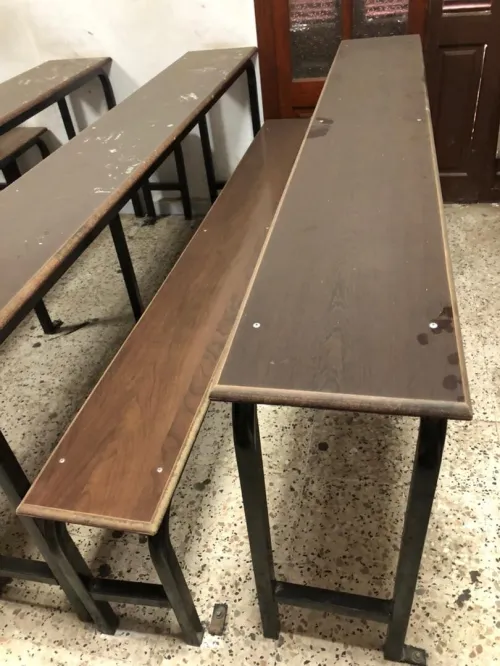 chaise et table