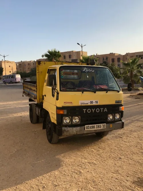 Toyota DYNA 1985