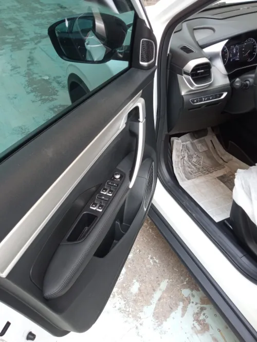 Geely Coolray 2025 Souper pawle tidhen