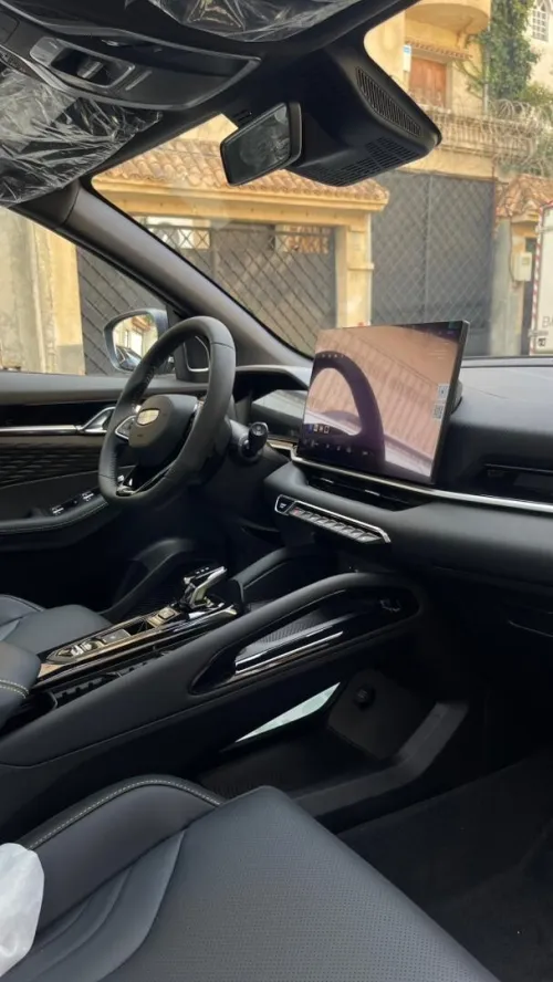 Geely Coolray 2025 