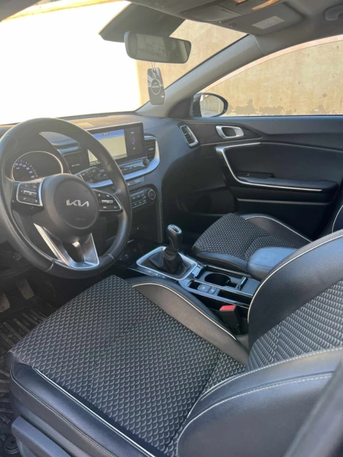 Kia Ceed 2023 Hatchback